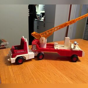 Vintage 1978 Fisher-Price Husky Helpers Fire Truck #319